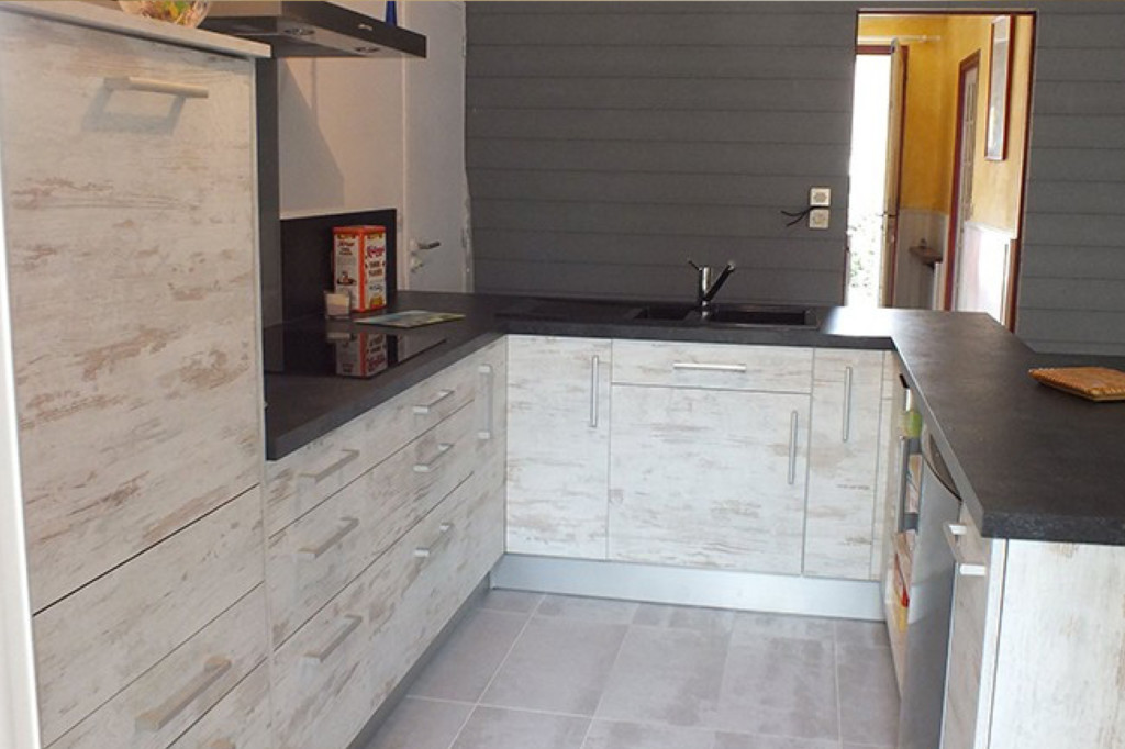 GROSBOIS MENUISERIE ENTREPRISE DE MENUISERIE SEGRE Cuisine 16