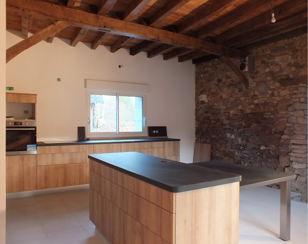 GROSBOIS MENUISERIE ENTREPRISE DE MENUISERIE SEGRE Cuisine 3