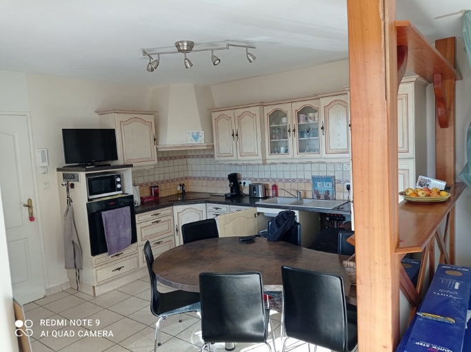 GROSBOIS MENUISERIE ENTREPRISE DE MENUISERIE SEGRE Cuisine Avant